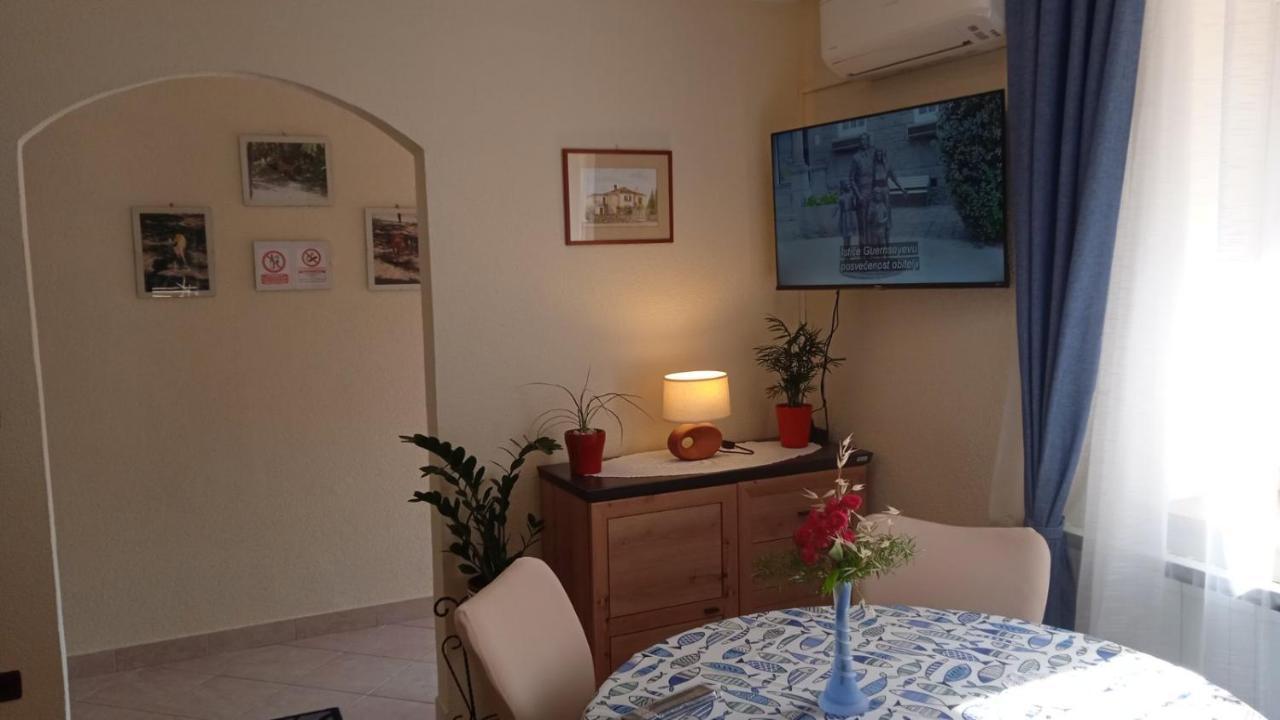 Apartman Rino Bašanija Εξωτερικό φωτογραφία
